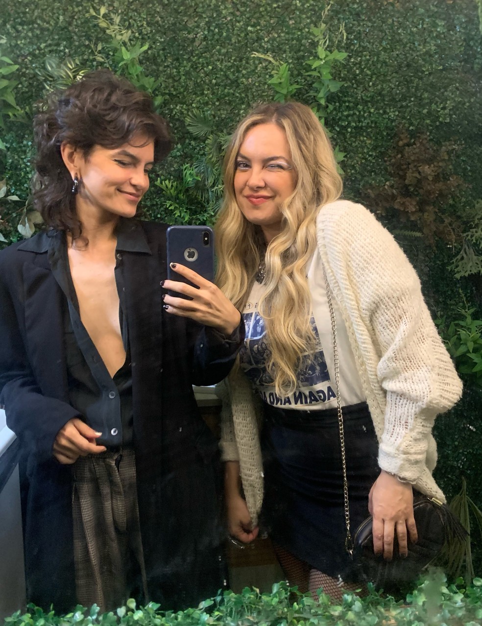 Sol Blanco abre fotos ao lado da irmã Lua Blanco — Foto: Reprodução/Instagram