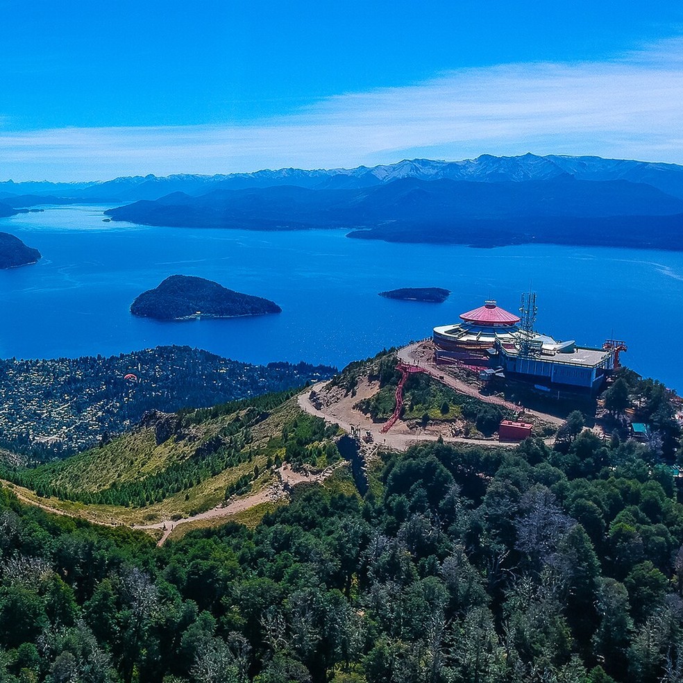 Cerro Otto conta com confeitaria giratória — Foto: Divulgação/Emprotur/Chiwi Giambirtone