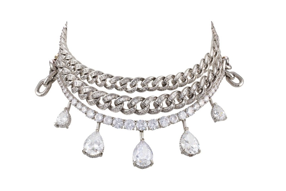O colar de diamantes usado por Irina Shayl no MET Gala 2023 — Foto: Divulgação