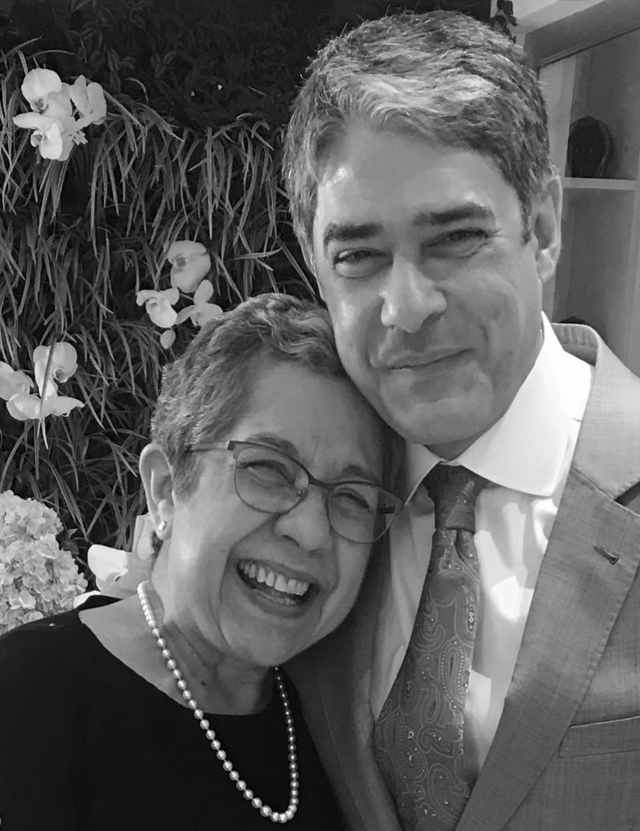 William Bonner lamenta morte de amiga e ex-chefe da Globo | Notícias | Quem