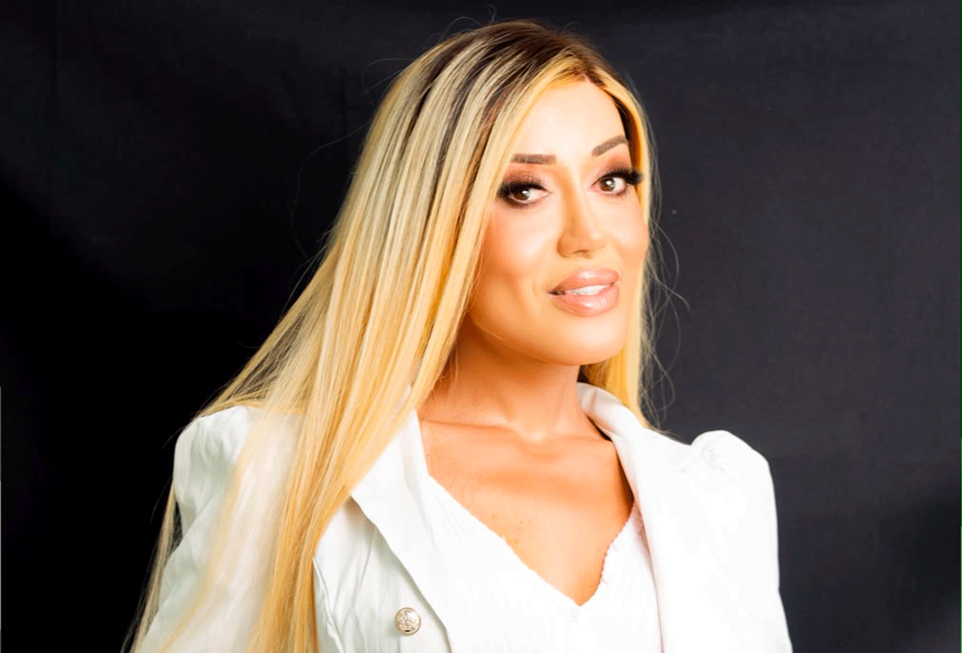 Influenciadora trans Mulher Abacaxi revela desejo de ser mãe: "Quero adotar dois irmãos"