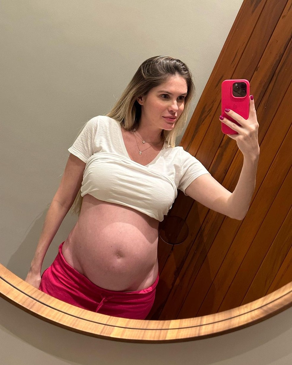 Bárbara Evans está grávida e espera filhos gêmeos — Foto: Reprodução/Instagram