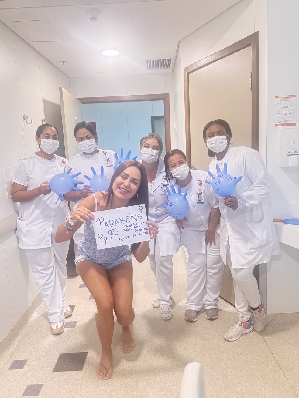 Letícia Santiago recebe homenagem de aniversário no hospital — Foto: Márcia Santos