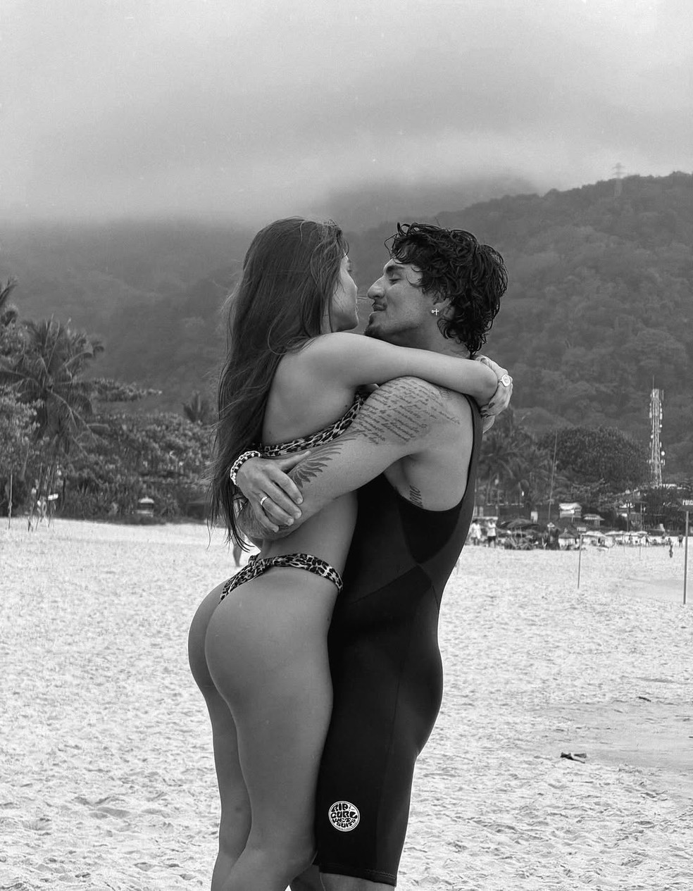Gabriel Medina e Isabella Arantes — Foto: Reprodução/Instagram