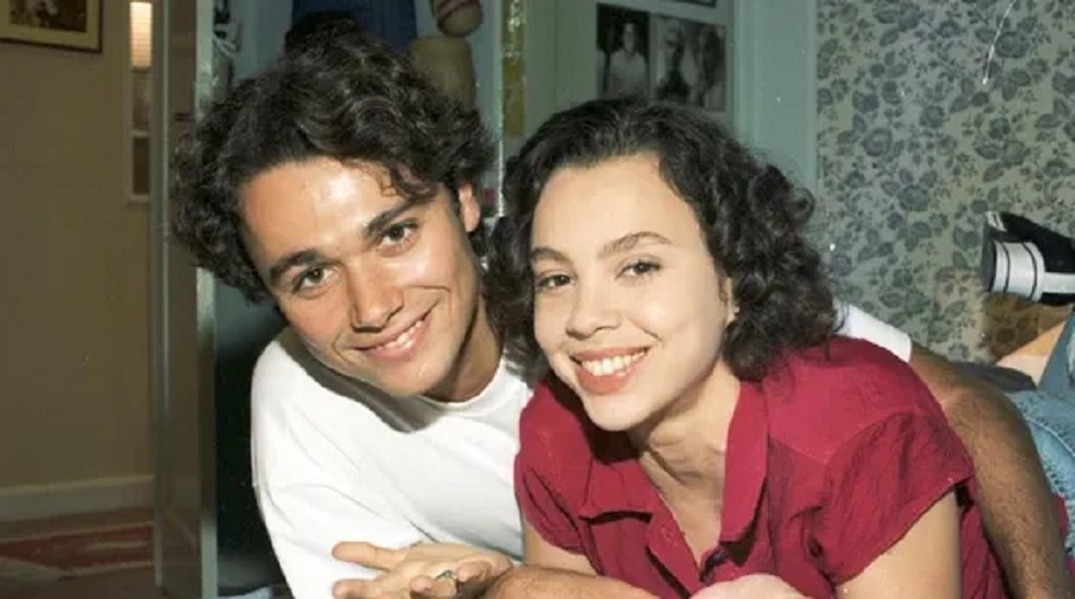 Angelo Paes Leme e Carla Marins em História de Amor (Globo, 1995) — Foto: Divulgação/TV Globo