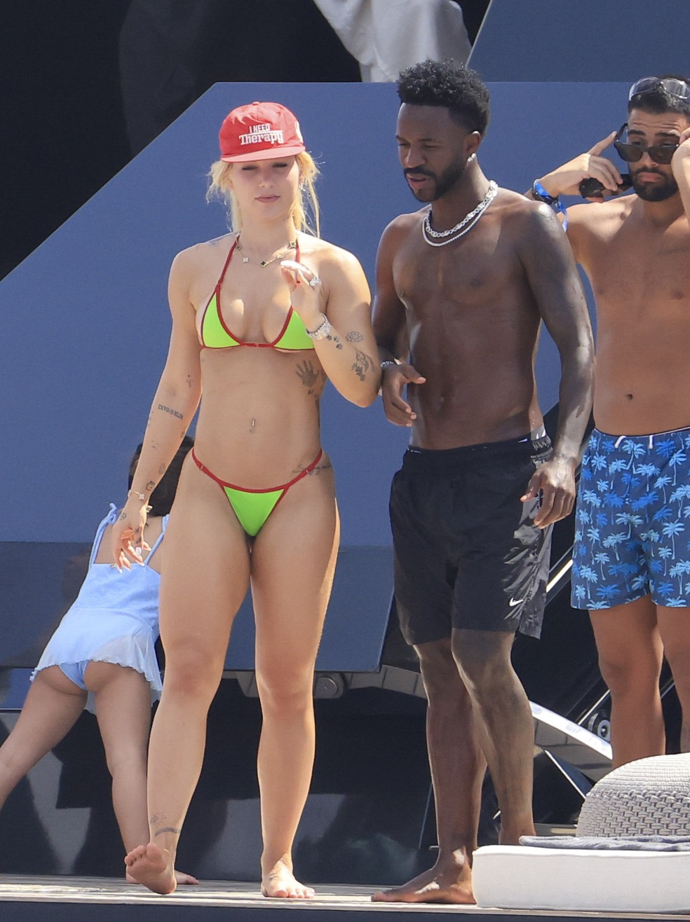 Vini Jr. e Virginia Fonseca em Ibiza — Foto: The Grosby Group