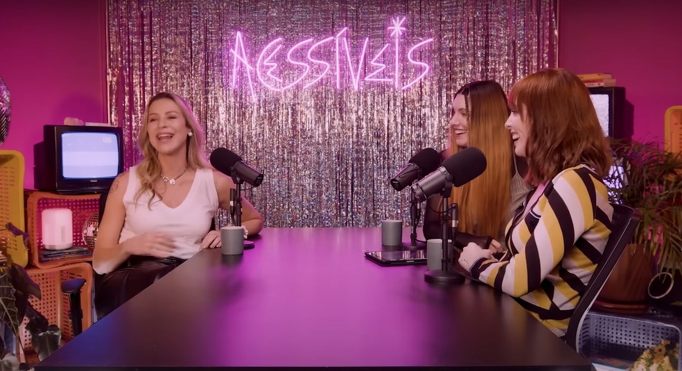 Luana Piovani com MariMoon e TiTi Muller no 'AcessíveisCast' — Foto: Reprodução/Youtube