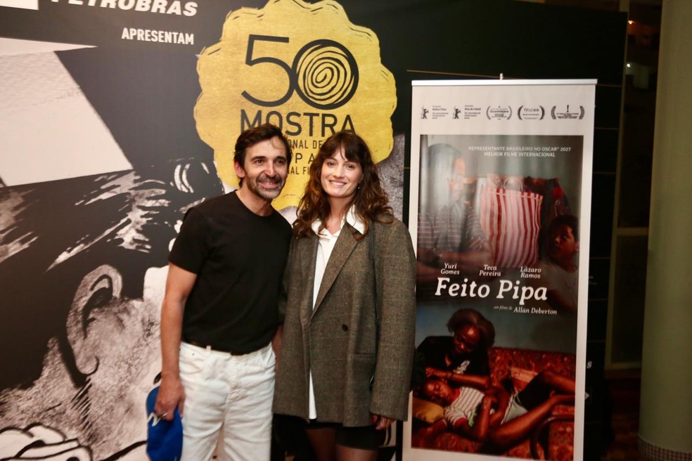 Julio Andrade e Elen Clarice — Foto: Denilson Santos/AgNews