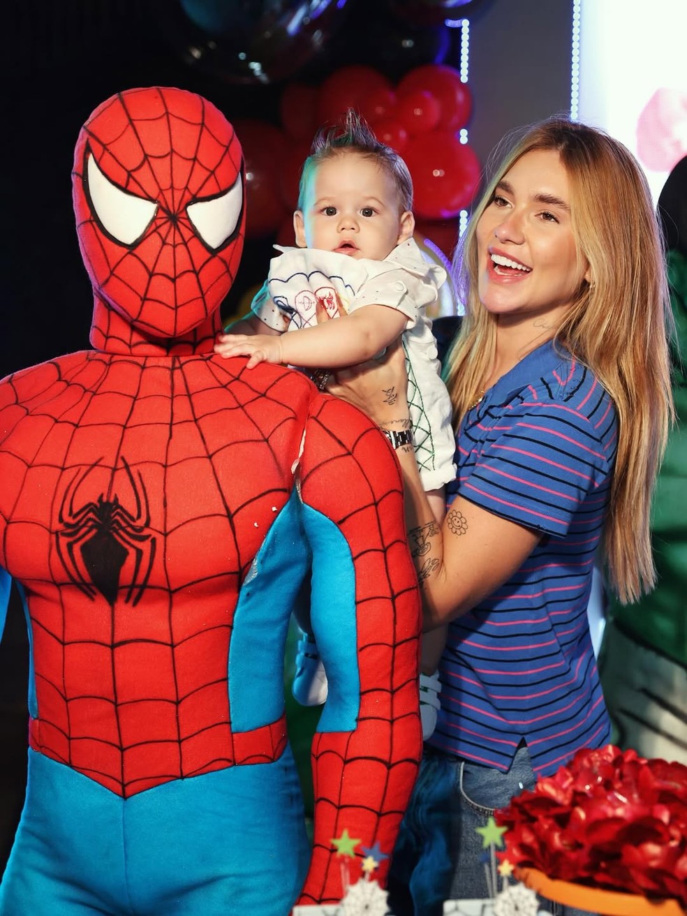 Virginia Fonseca mostrou a celebração de 8 meses de José Leonardo — Foto: Reprodução/Instagram