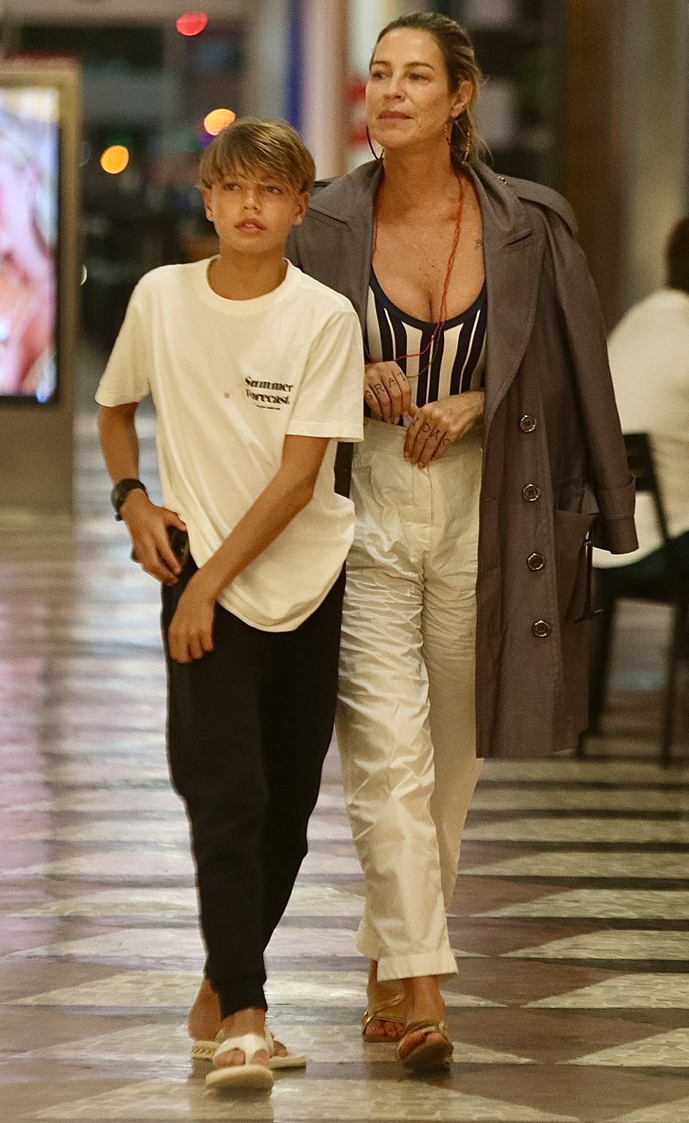 Luana Piovani mata saudade do filho mais velho em jantar — Foto: Thiago Martins/ Agnews