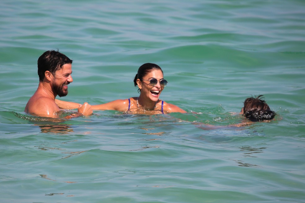 Juliana Paes e marido — Foto: Dilson Silva/Agnews