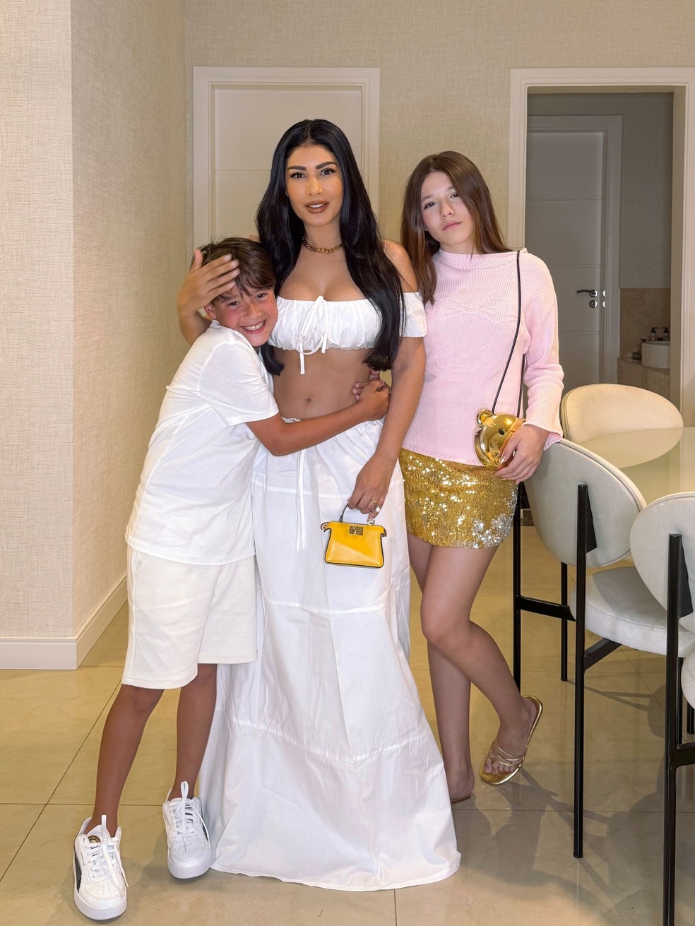 Simaria e os filhos, Pawel e Giovanna — Foto: Reprodução/Instagram