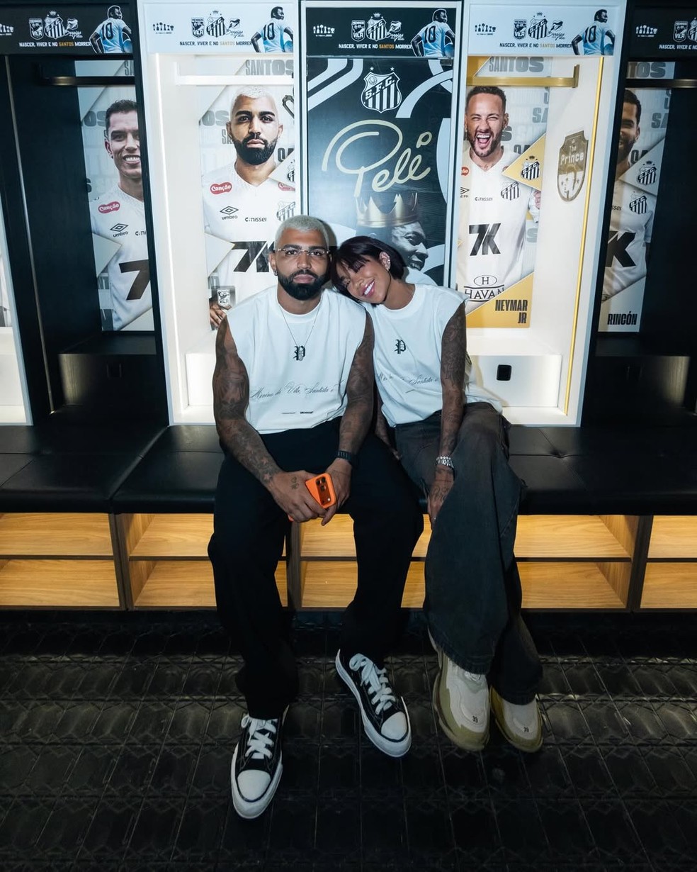 Dhiô Barbosa com o irmão, Gabigol — Foto: Reprodução/Instagram