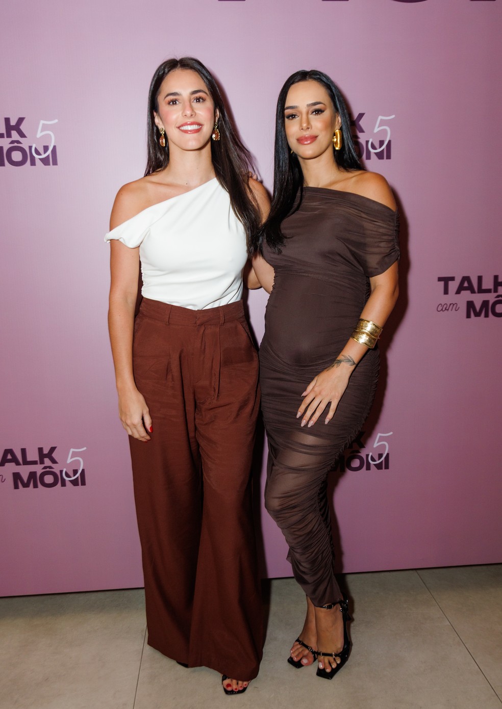 Bruna Biancardi com a irmã — Foto: Clayton Felizardo/BrazilNews