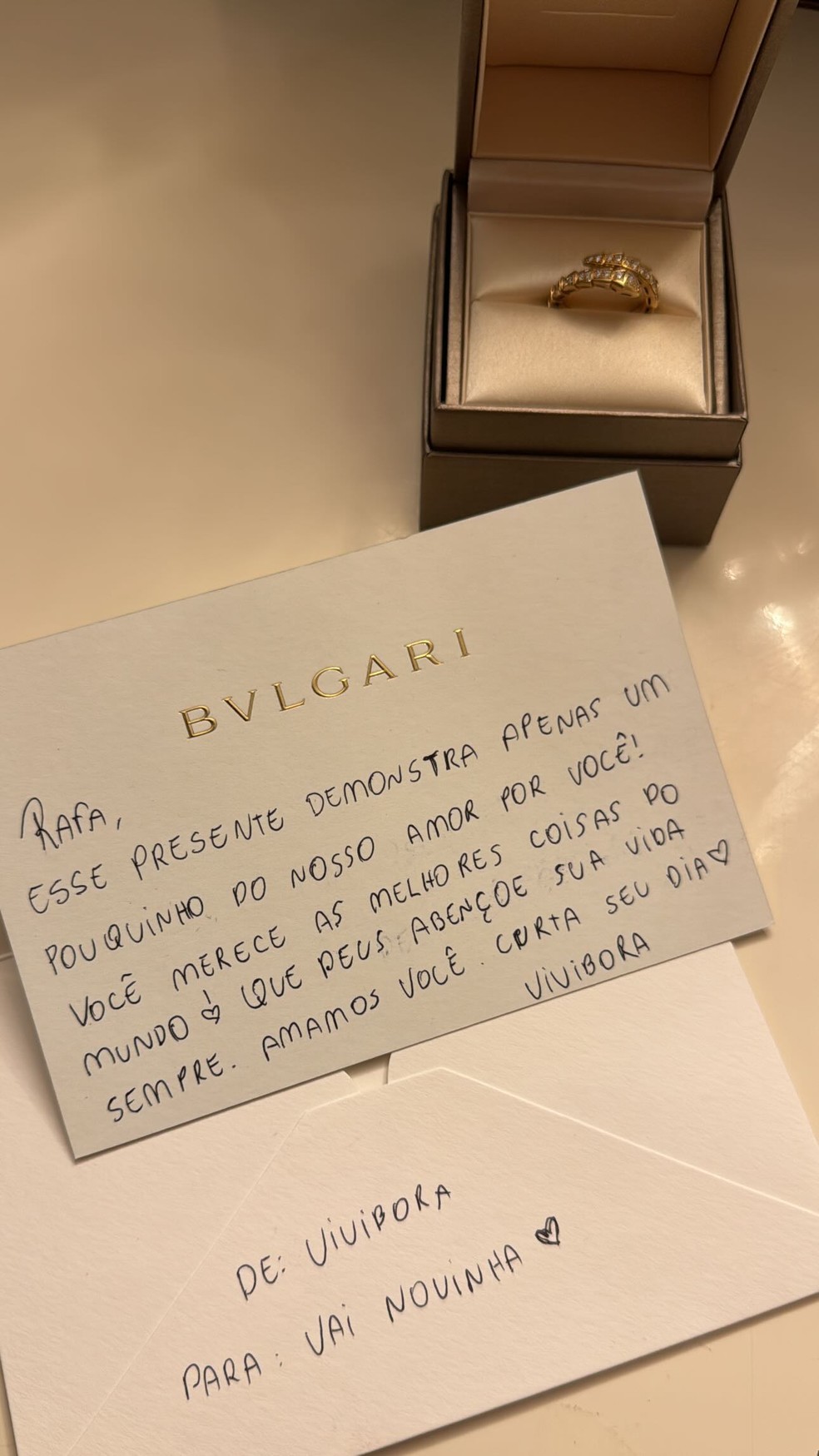 Rafa Uccman ganha presente luxuoso de Virgínia — Foto: Reprodução/Instagram