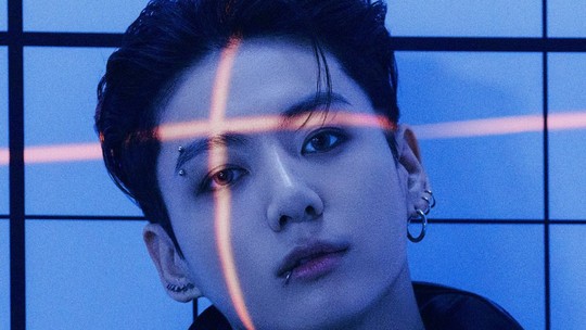 Jungkook, do BTS, atinge primeiro lugar na Billboard com single solo 'Seven'