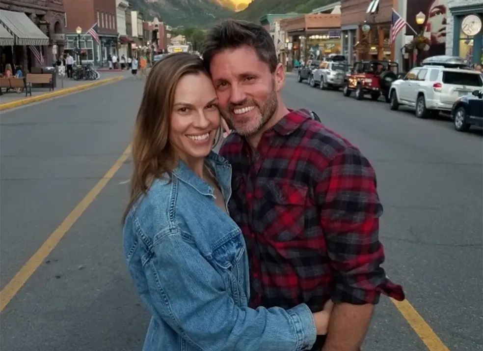 Hilary Swank e marido — Foto: Reprodução do Instagram