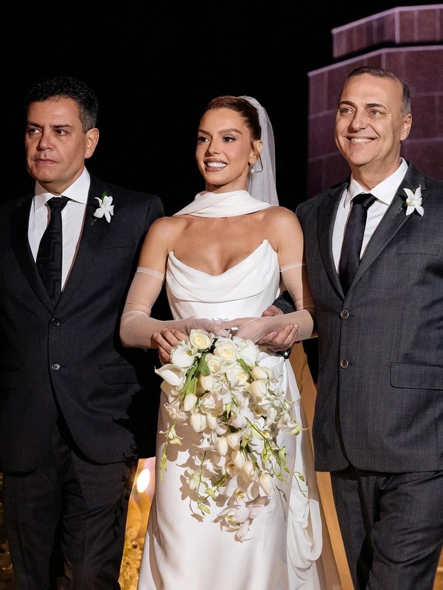 Giovanna Lancellotti e Gabriel David se casam no Rio; noiva veste ...