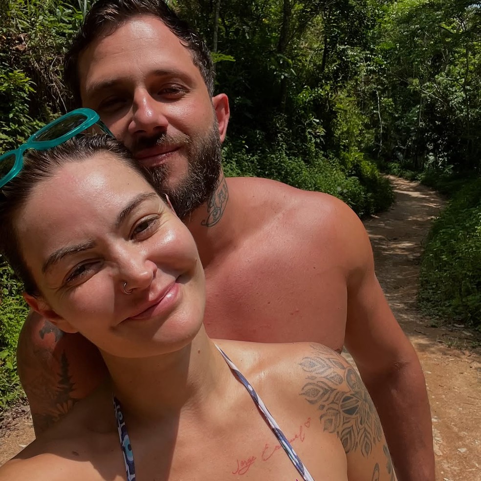 Laura Keller retoma namoro após romper relação por dois meses