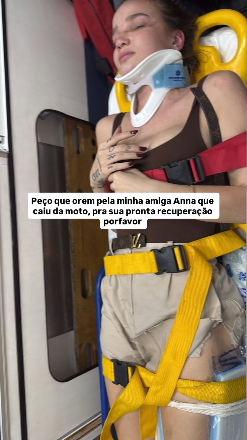 Ex-Chiquititas, Anna Livya sofre acidente de moto — Foto: Reprodução/Instagram
