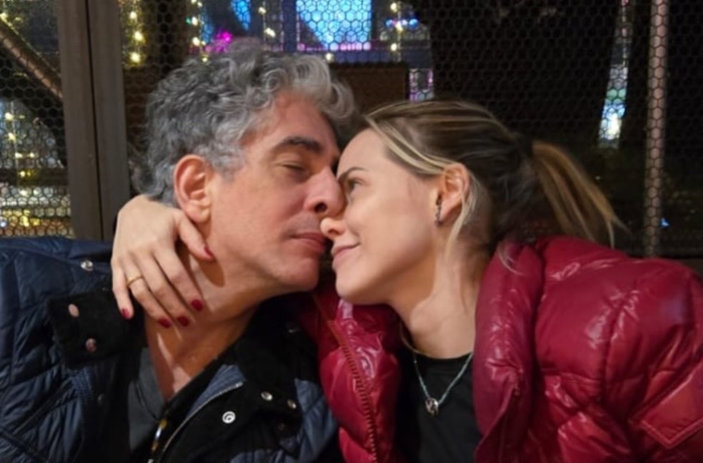 É oficial: Letícia Colin e Michel Melamed reatam casamento após