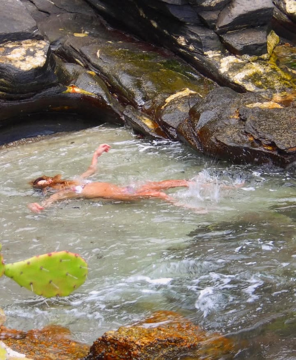 Carolina Dieckmmann em Búzios — Foto: Reprodução/Instagram
