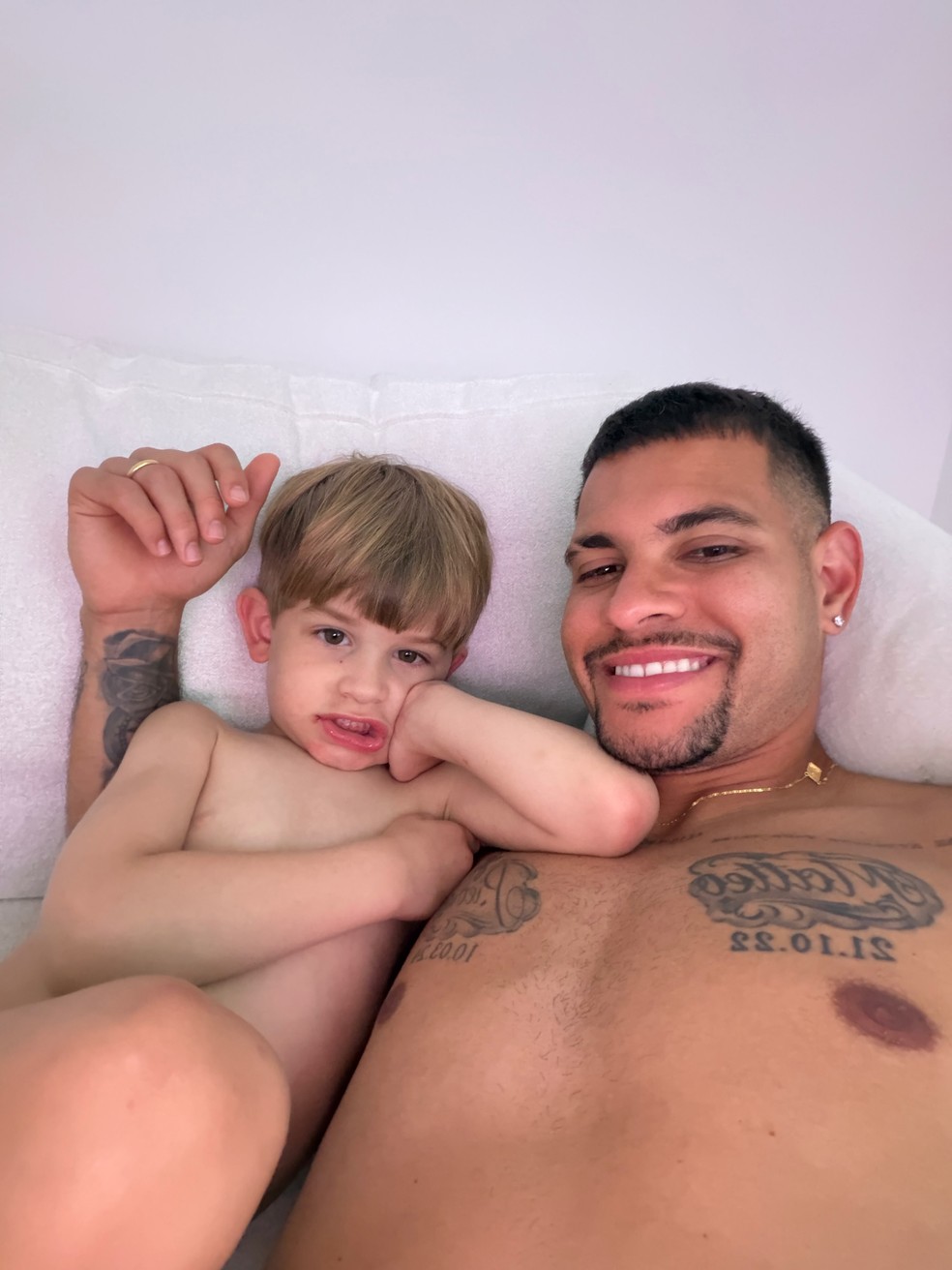 Bruno Guimarães homenageou o filho, Matteo — Foto: Reprodução/Instagram