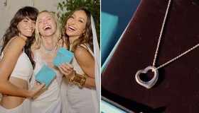 Celina Locks presenteia madrinhas de casamento com colares de R$ 2,4 mil