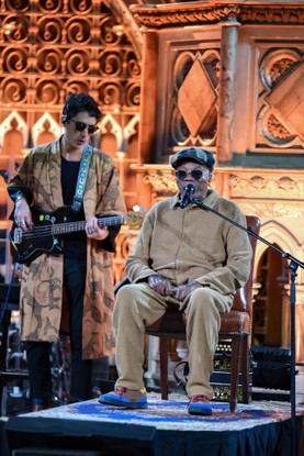 Milton Nascimento canta no Union Chapel, em Londres, na Inglaterra, em sua turnê de despedida dos palcos, em 2022