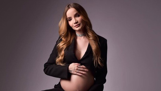 Anna Livya Padilha, a Menina Fantasma, dá à luz primeiro filho