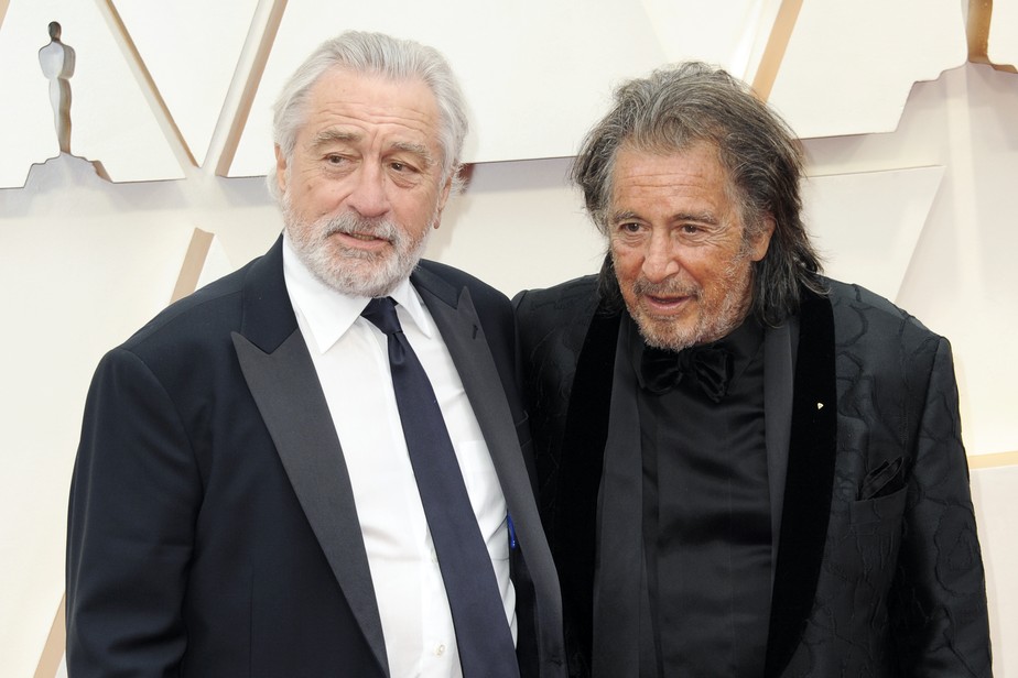 Robert De Niro, pai recentemente, reage à gravidez da namorada de Al Pacino