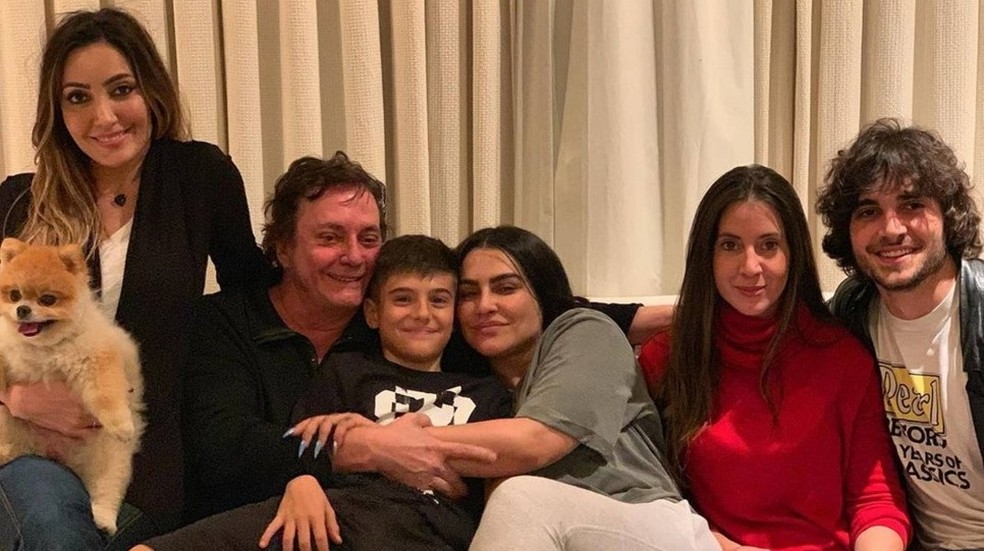 Fábio Jr. com os cinco filhos: Tainá, Záion, Cleo, Krízia e Fiuk — Foto: Reprodução/Instagram