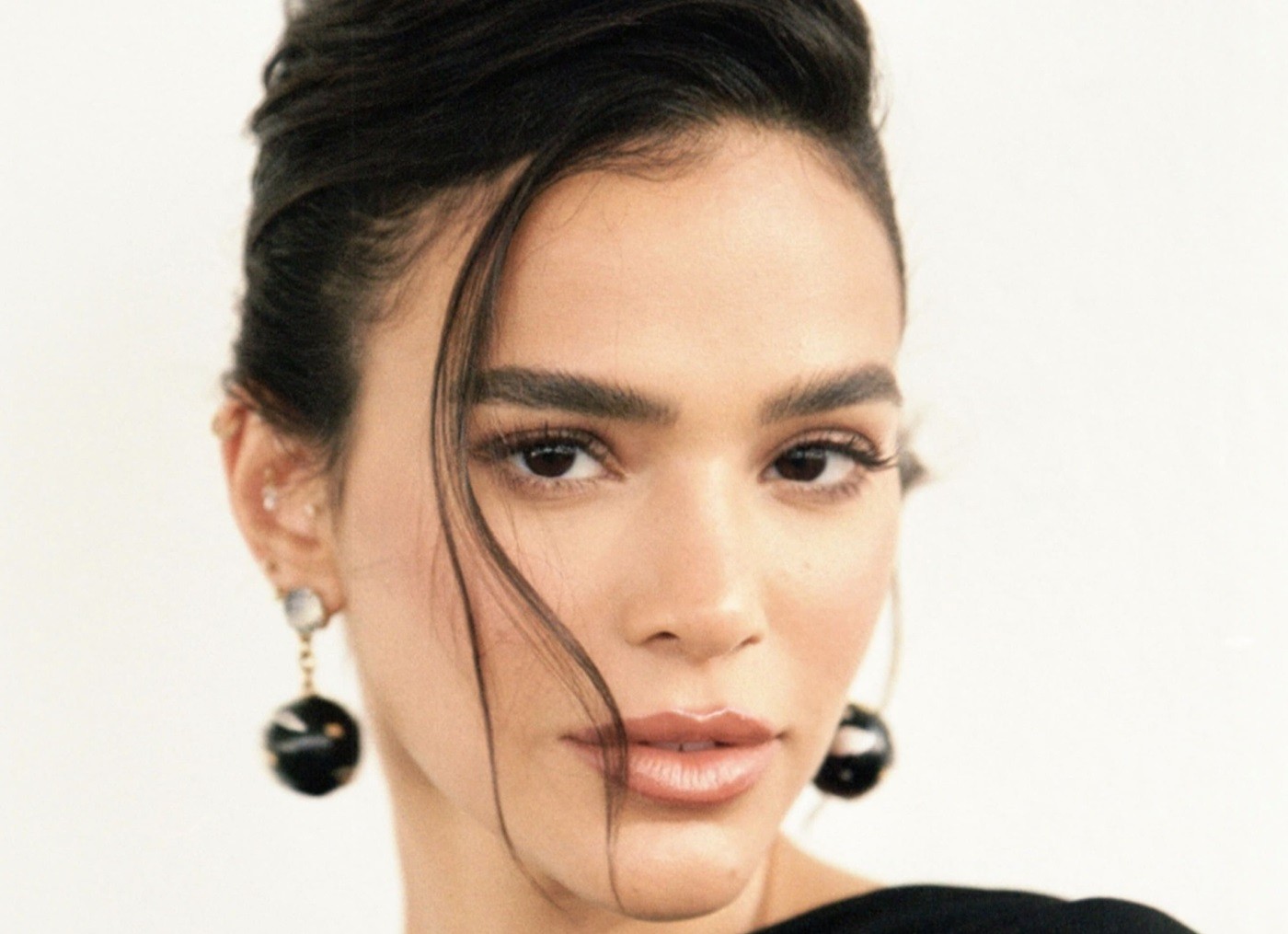 Bruna Marquezine fará a terceira temporada da série 'Magnatas do Crime'