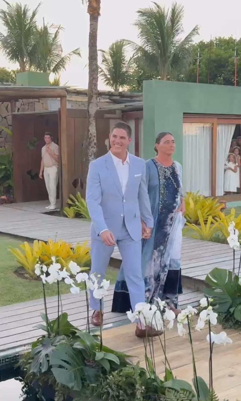 Mari Saad e Rômulo Arantes Neto se casam — Foto: Reprodução/Instagram