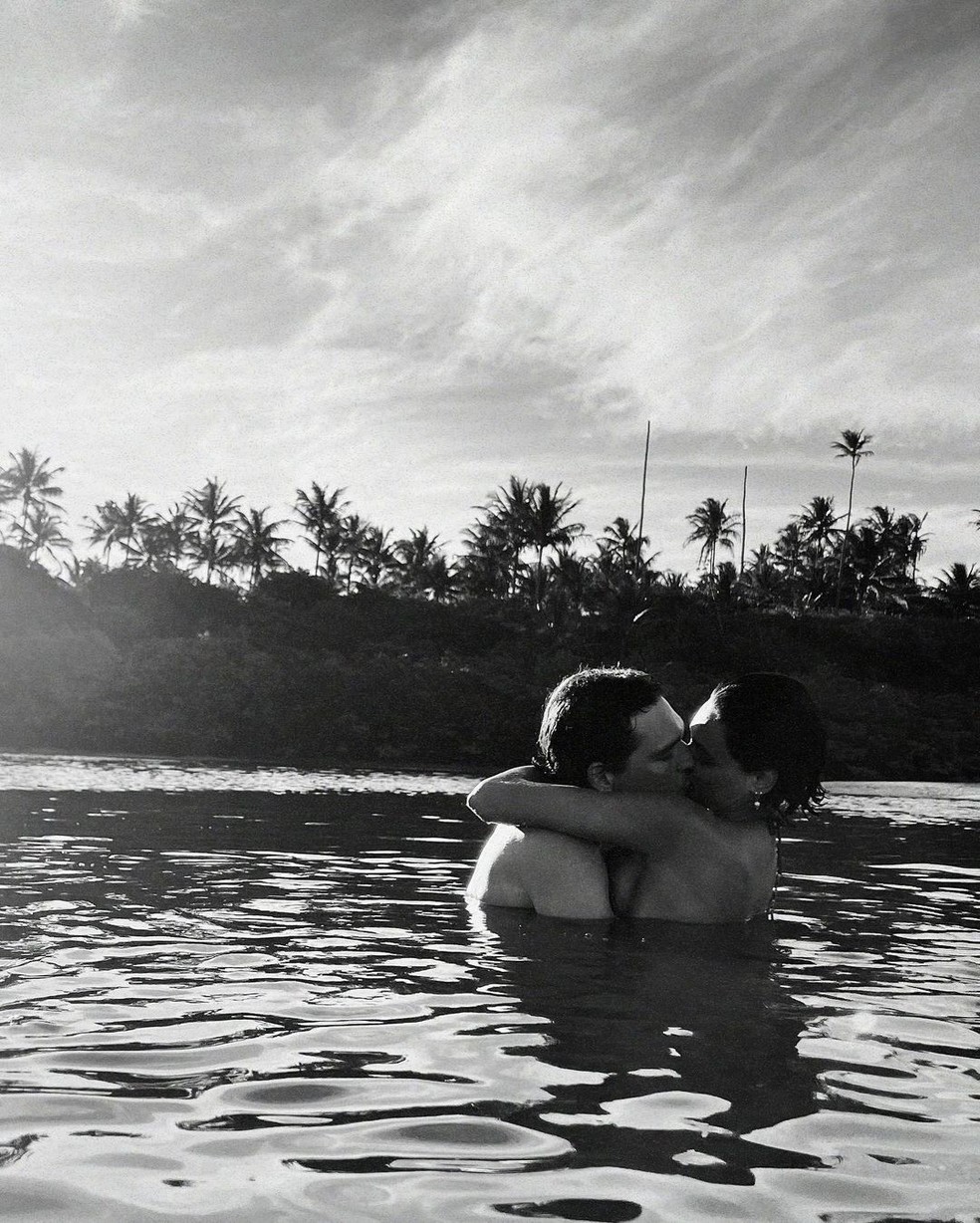 Alexandre Cunha e Débora Nascimento — Foto: Reprodução/Instagram