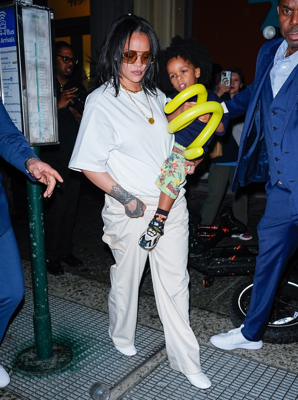 Com os filhos, Rihanna e A$AP Rocky celebram aniversário de 4 anos de RZA