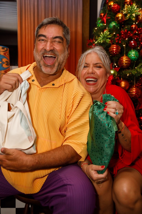 Astrid Fontenelle recebe Zeca Camargo para festa antecipada de Natal em ...