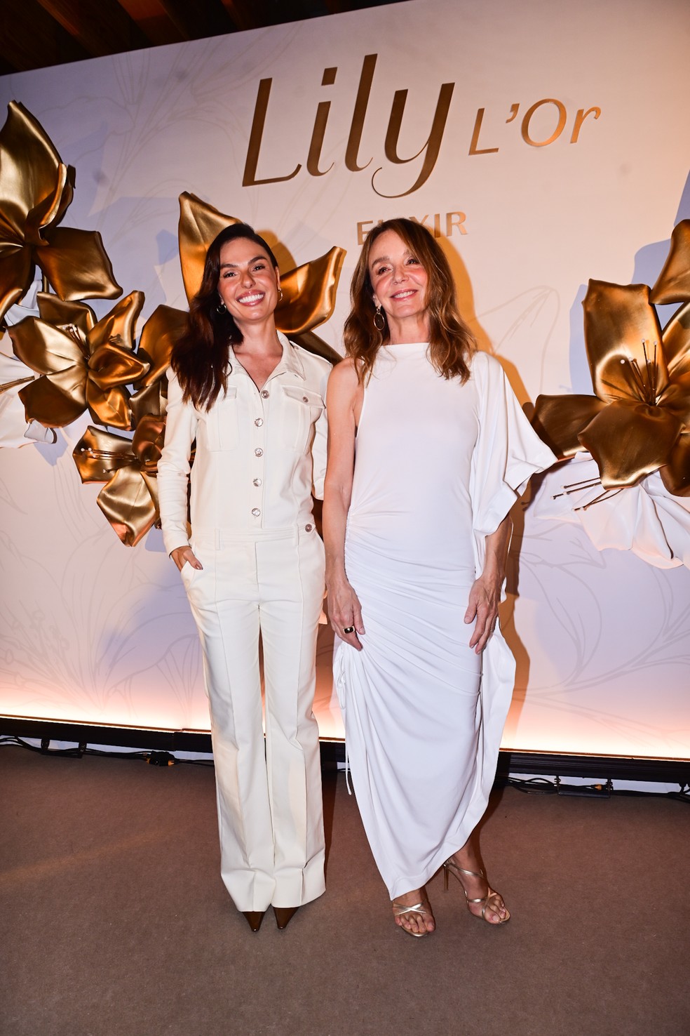 Philippine Leroy-Beaulieu e Isis Valverde — Foto: Leo Franco/ Agnews