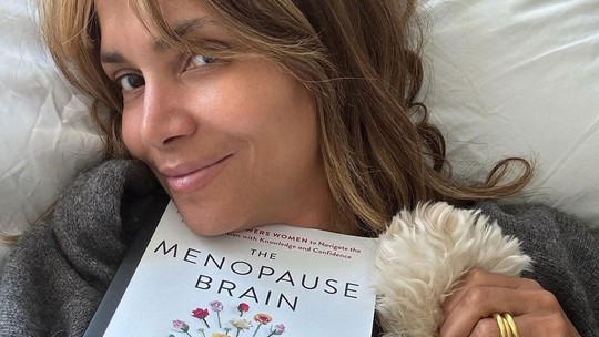 Menopausa de Halle Berry: as lições que as mulheres podem aprender com a atriz